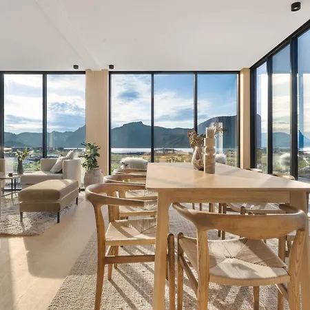 Vakantiehuis Lyngvaer Golden - Jacuzzi & Sauna - No 24 *