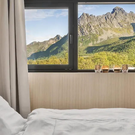 Vakantiehuis Lyngvaer Golden - Jacuzzi & Sauna - No 24