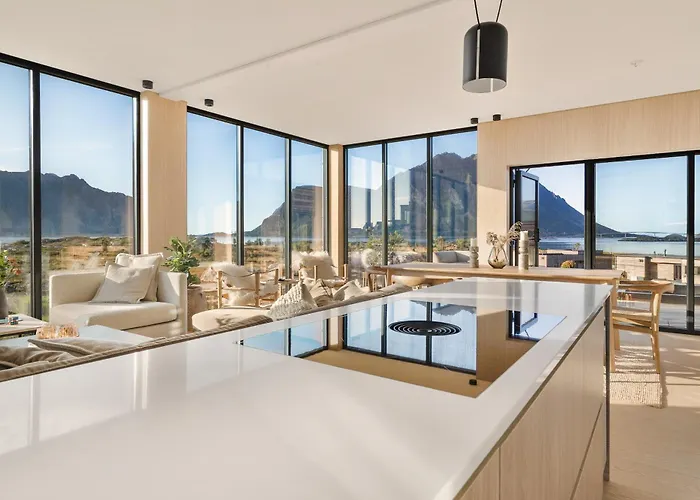 Lyngvaer Golden - Jacuzzi & Sauna - No 24 *