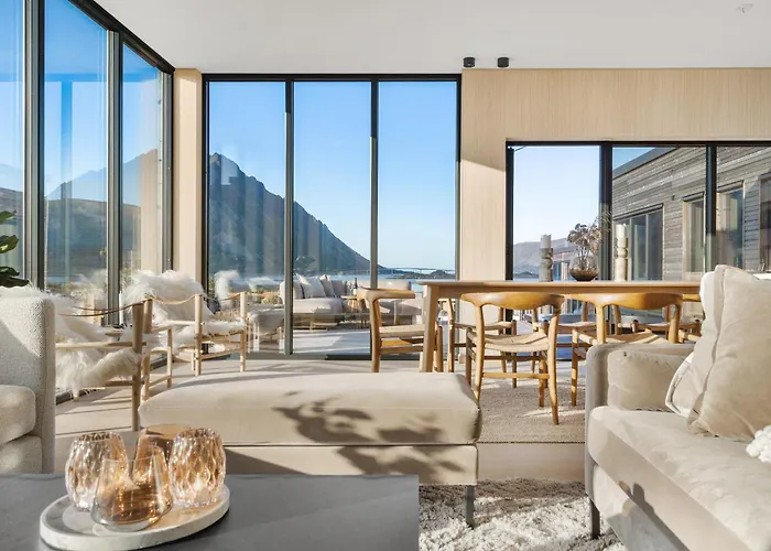 Lyngvaer Golden - Jacuzzi & Sauna - No 24 Сasa de vacaciones *