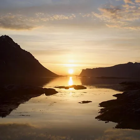 بيت للعطل Lyngvaer Golden - Jacuzzi & Sauna - No 24 Lyngværet